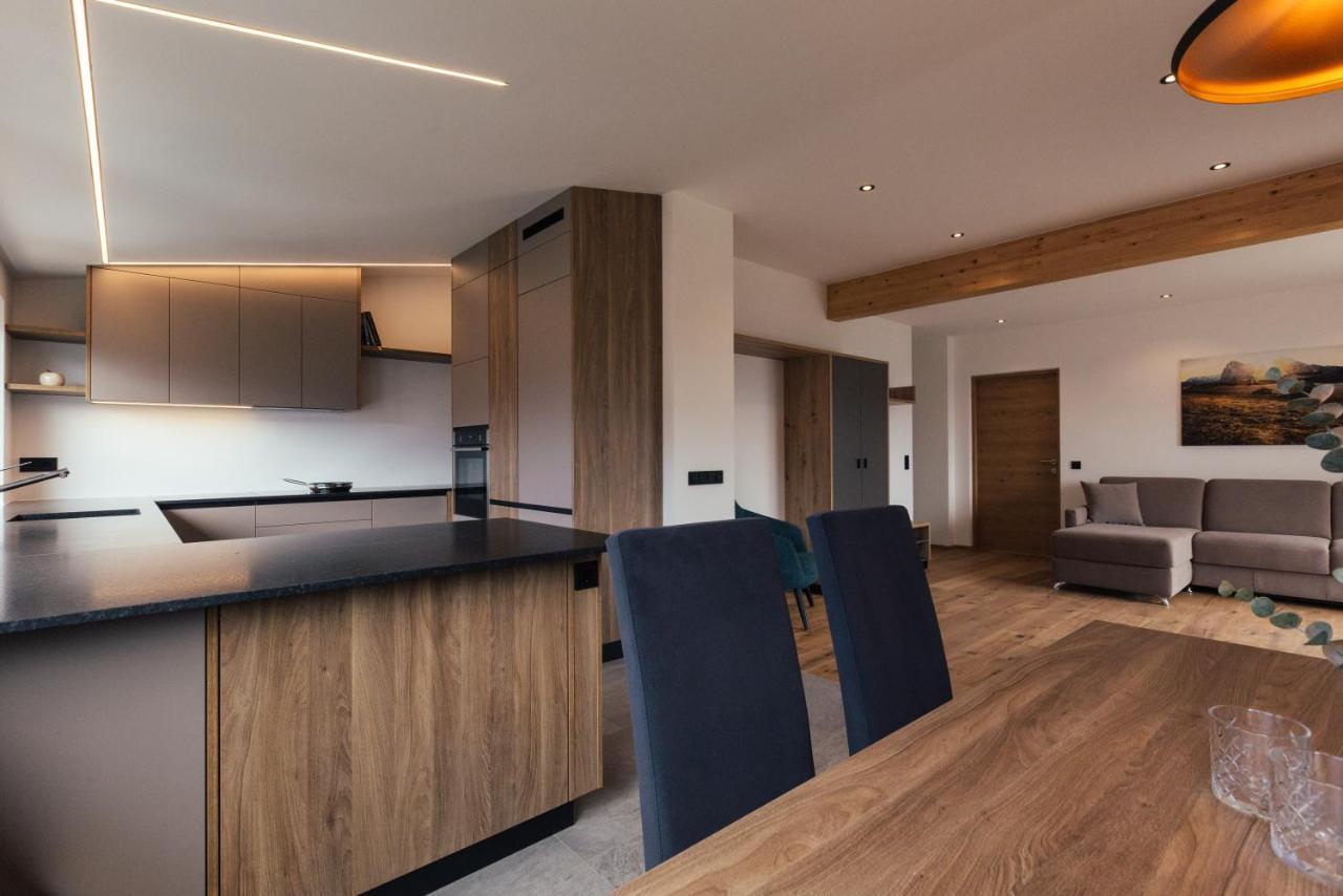 Alpenglow Apartments 克拉博 外观 照片